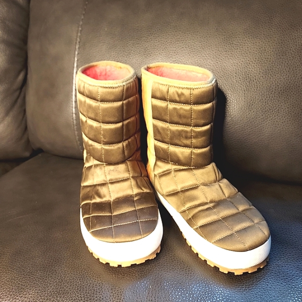 TORY BURCH SPORT Quilted Winter Boots